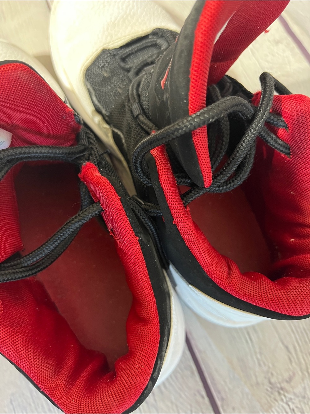 Kids Black/White/Red Basketball Sneakers - Jordan Style - Picture 4 of 7